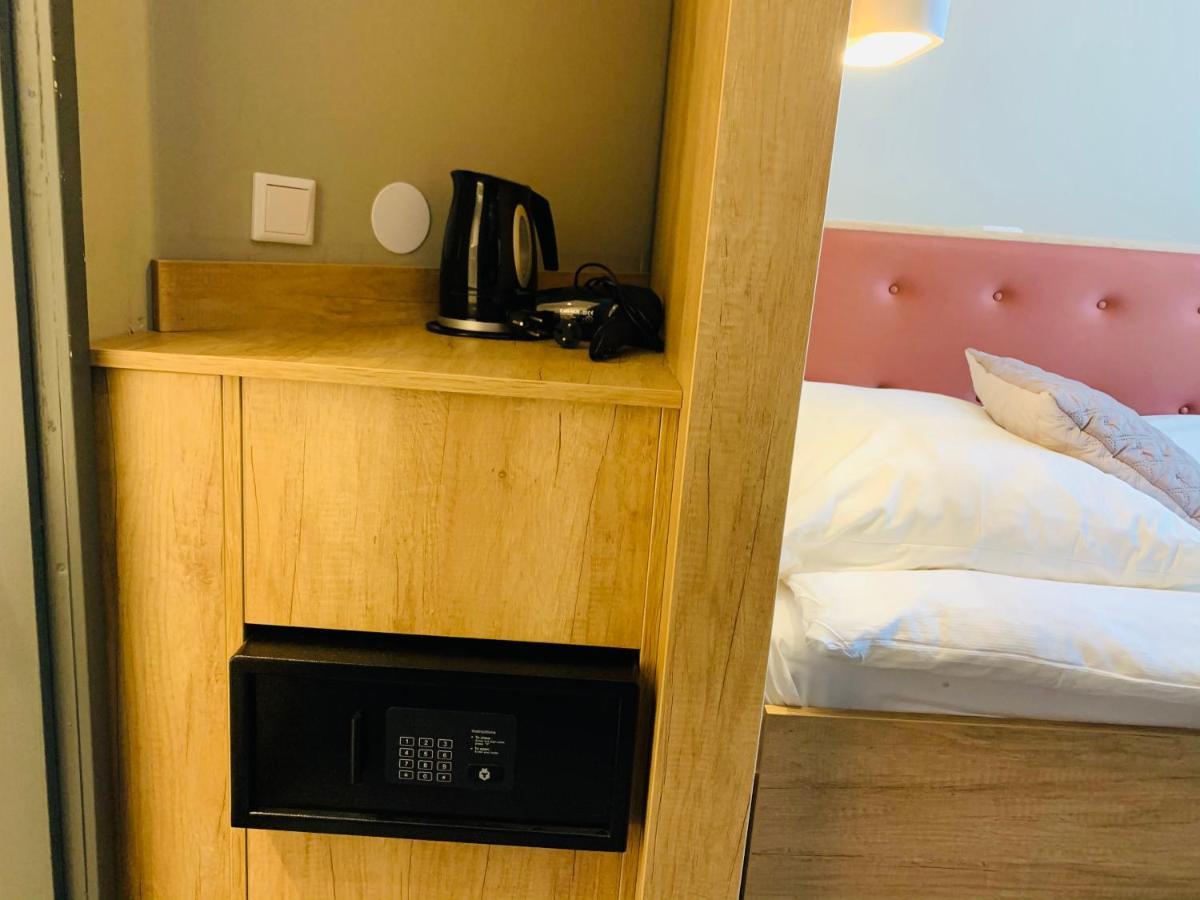 Basic Single Room