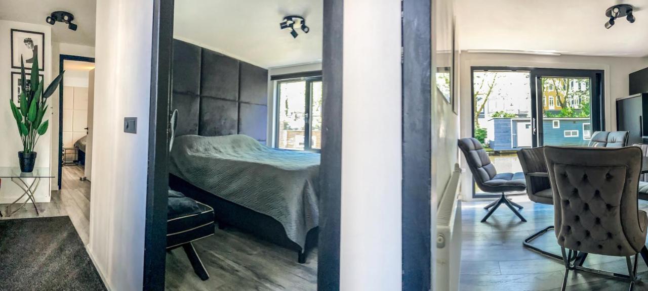 Two-Bedroom Apartment,1111978557:JPEG