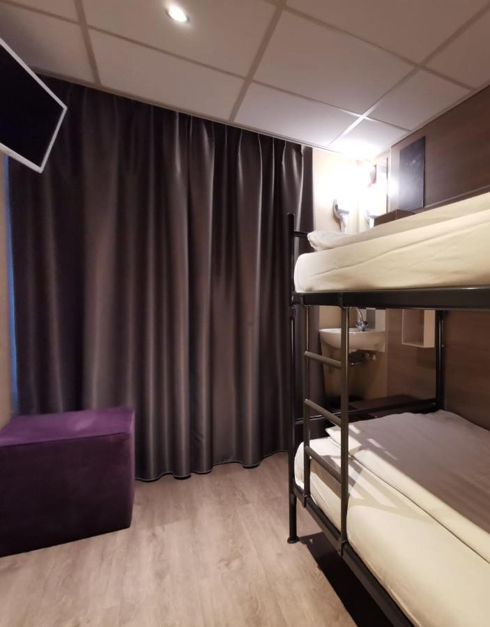 Twin Room with Shared Bathroom