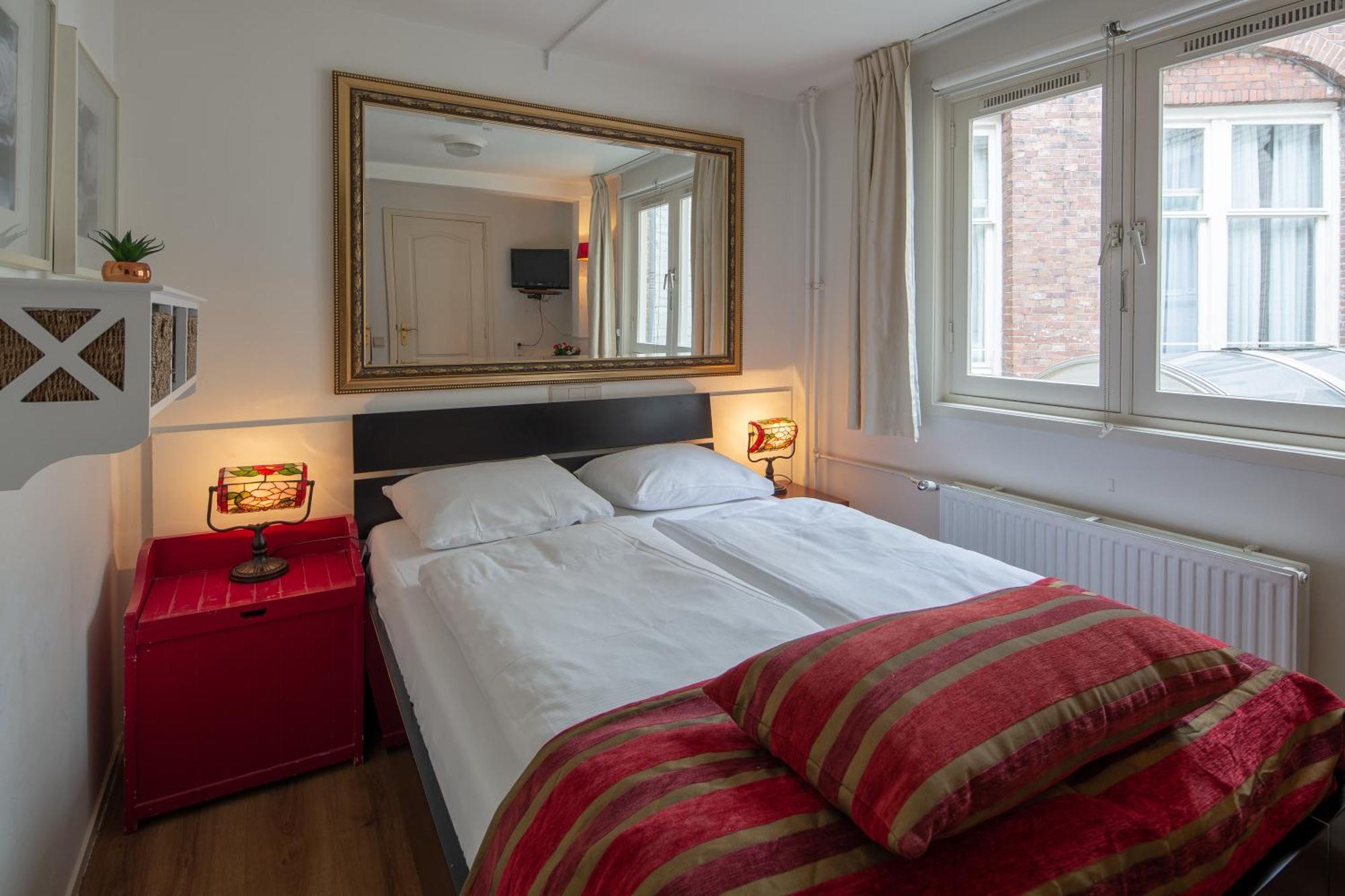 Double Room,1580327337:JPEG