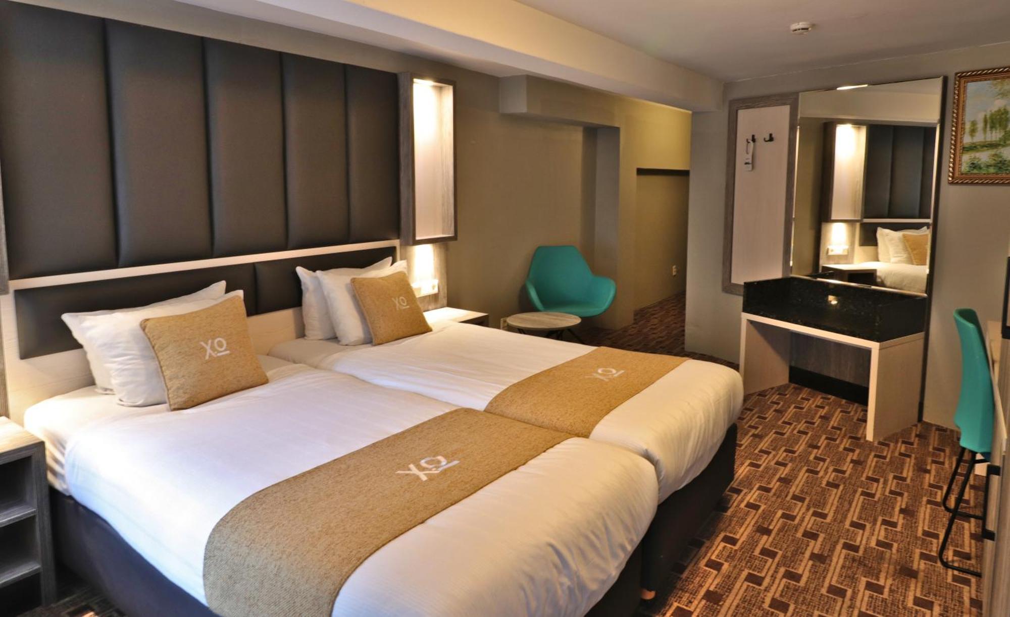 Twin Room,1589192407:JPEG