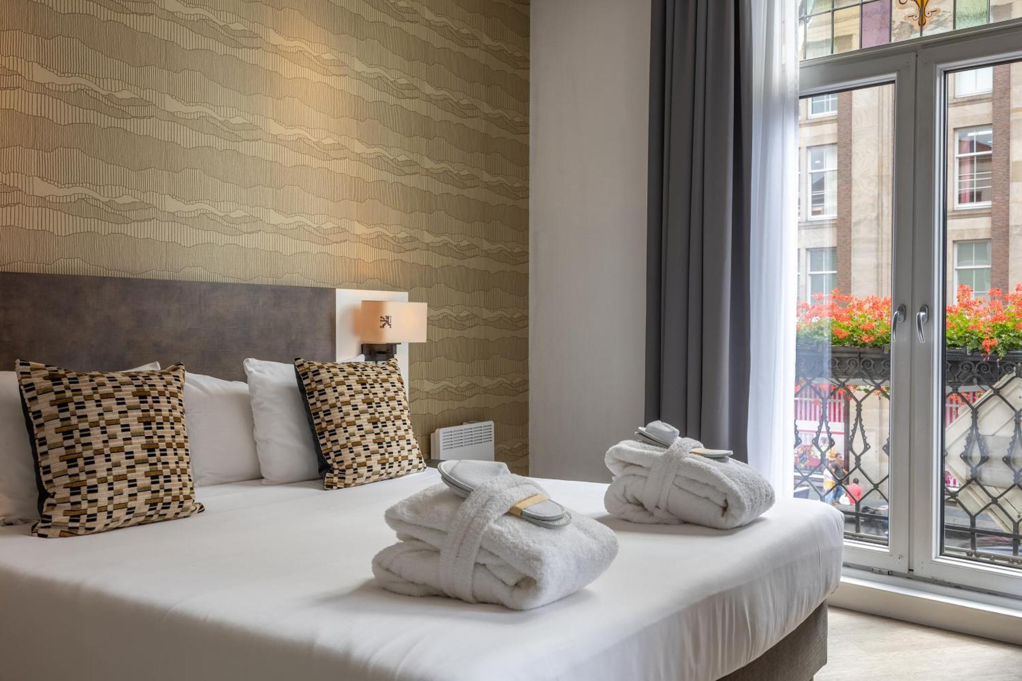 Superior Double or Twin Room City View