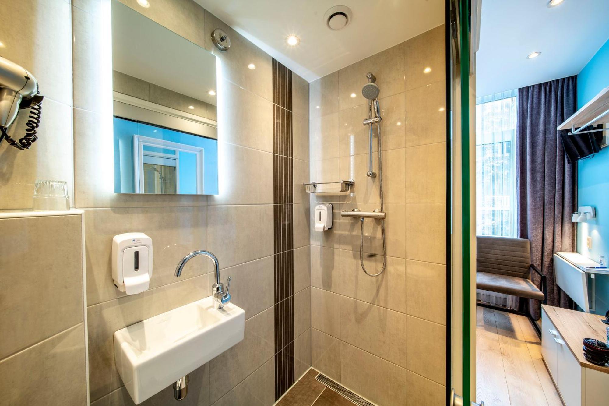 Small Single Room