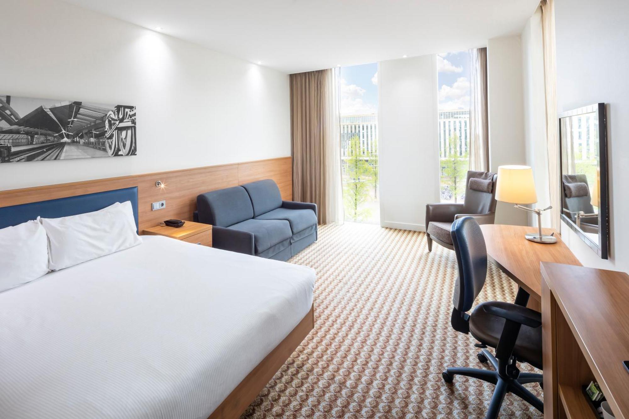 Queen Room - Accessible,1275330850:JPEG