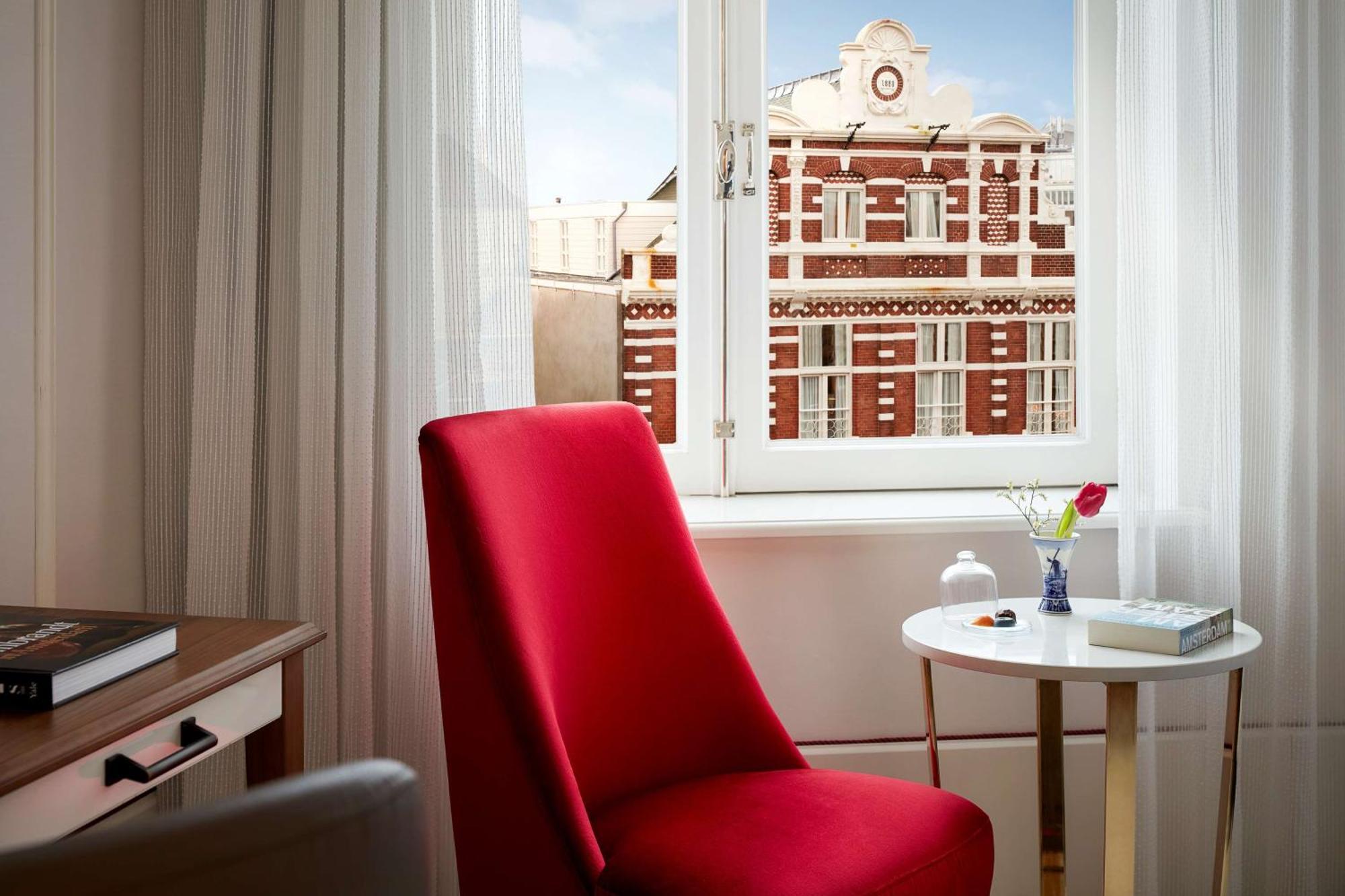 Deluxe Room with City View and Balcony