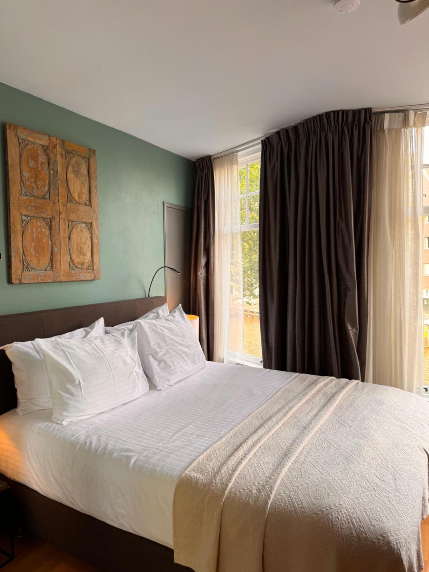Double Room Canal View