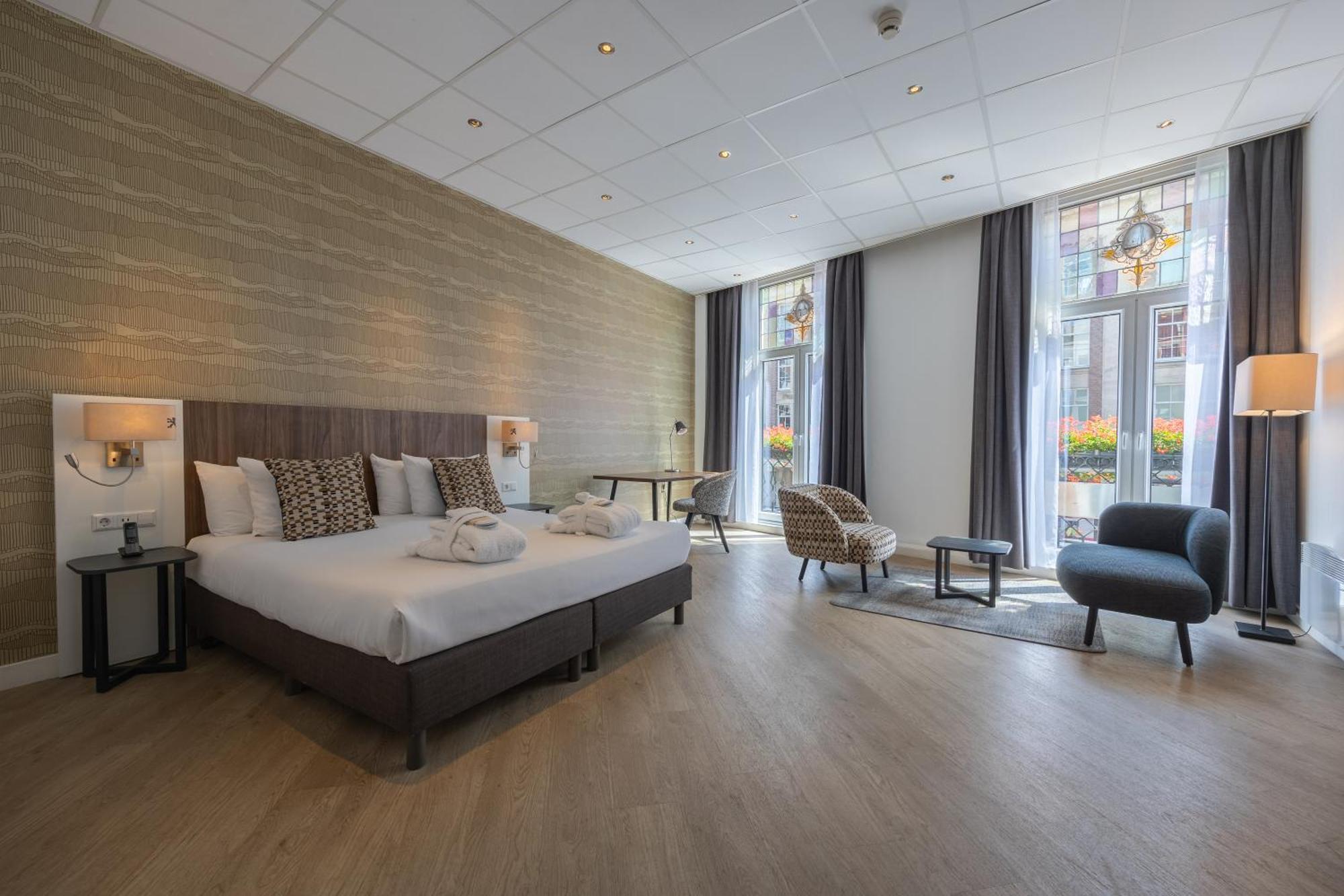 Premium Double or Twin Room City View