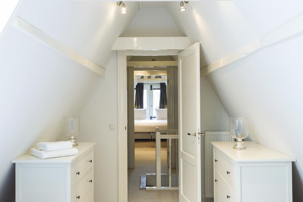 Penthouse Apartment with Canal View(6 Adults)