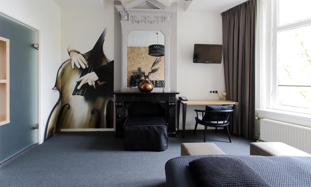 Deluxe Double Room with Canal View