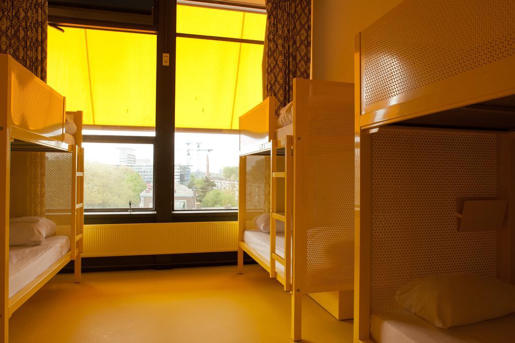 8-Bed Mixed Dormitory Room