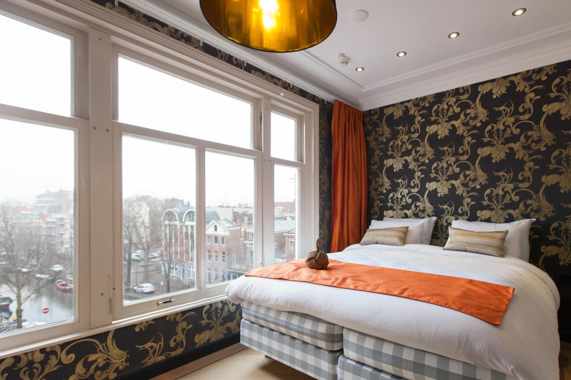 Deluxe Double Room with Canal View