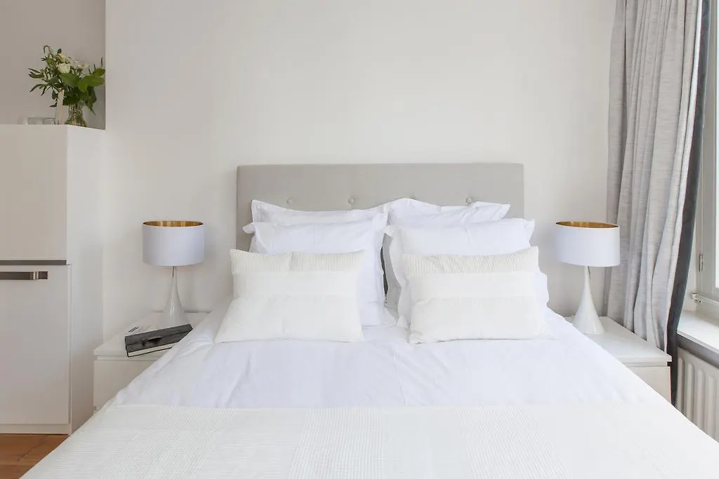 Jordaan Suite Bed And Bubbles-1