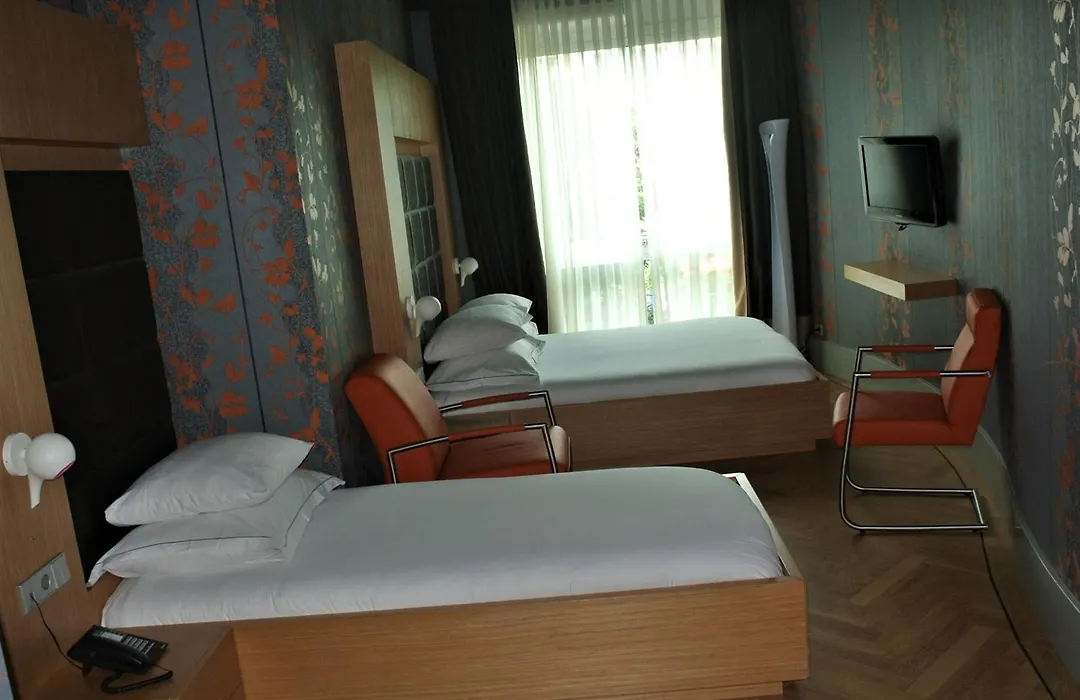 Amadi Park Hotel-1
