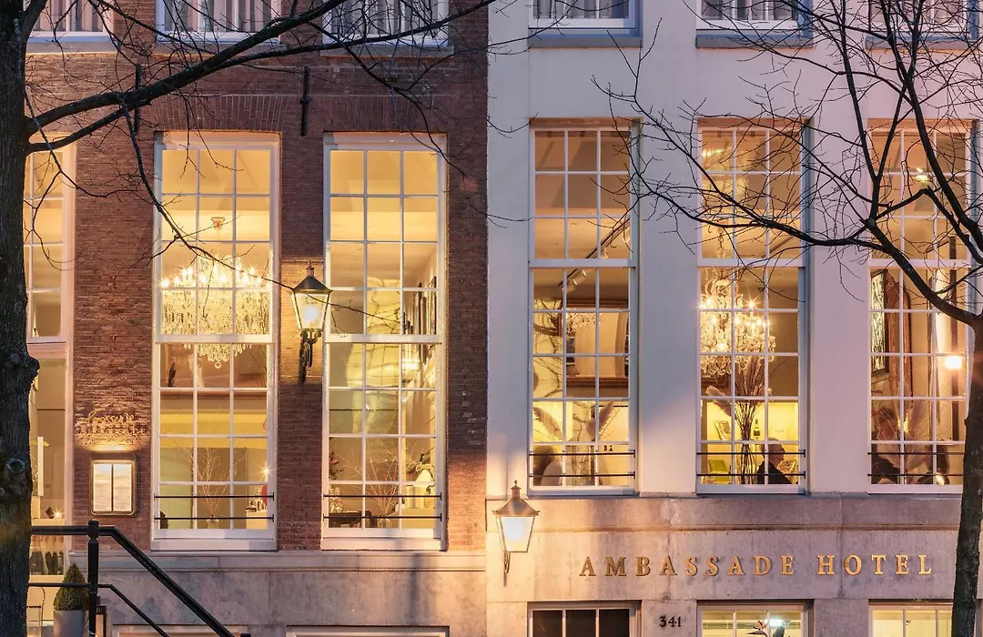 Ambassade Hotel-1