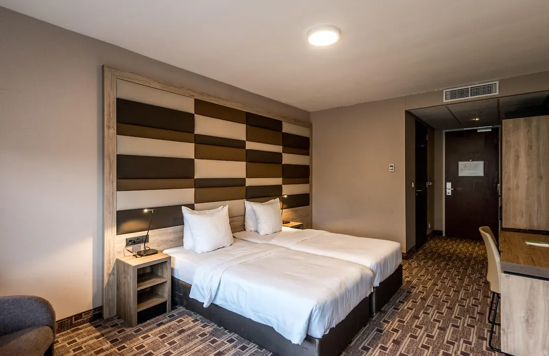 Xo Hotels Blue Square-1