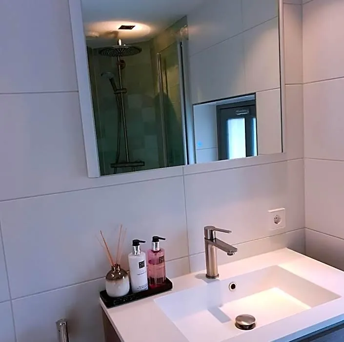 Canal View Suite-1
