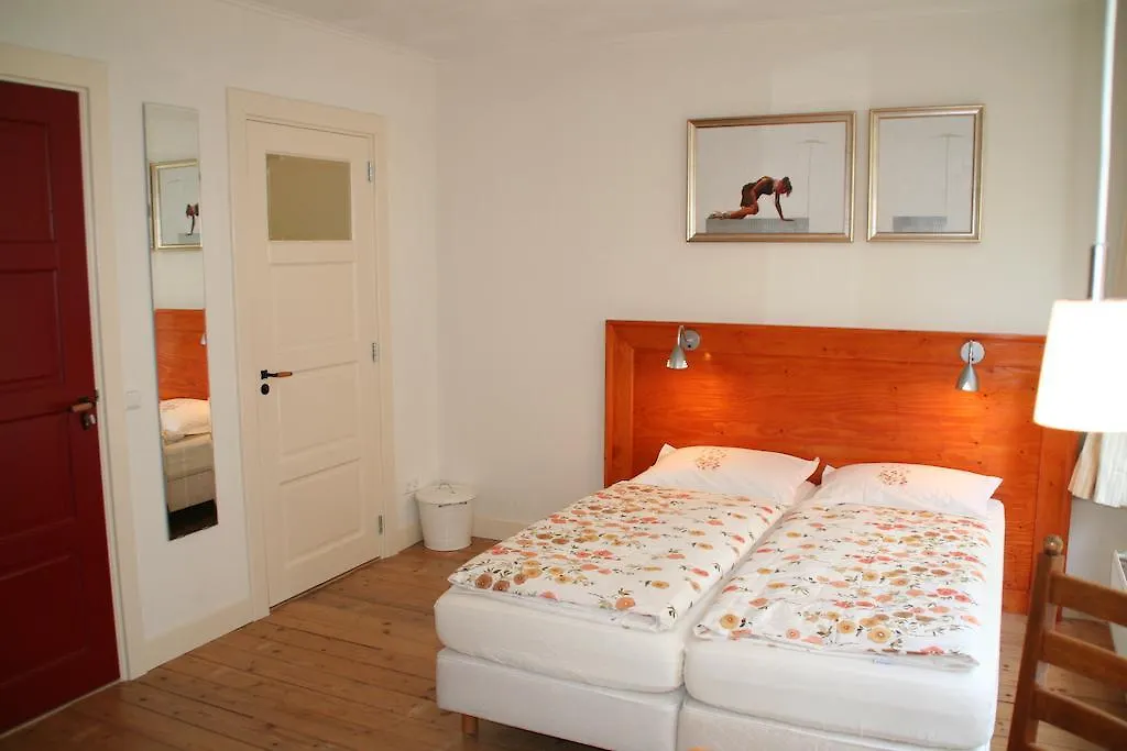B&B Jordaan-1