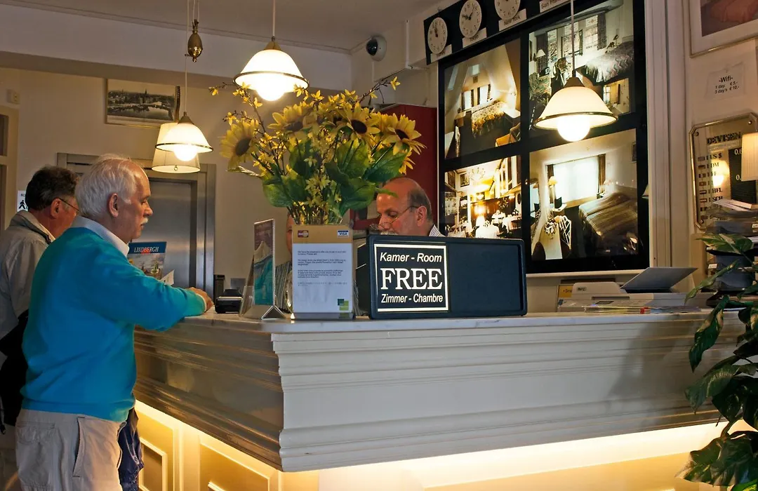 Hotel Prins Hendrik-1