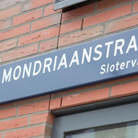 B&B Mondriaan-3