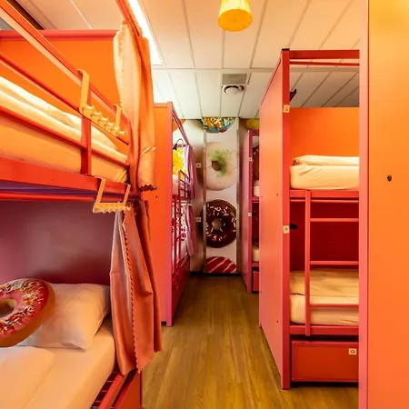 Hostelle - Women Only Hostel Amsterdam-2