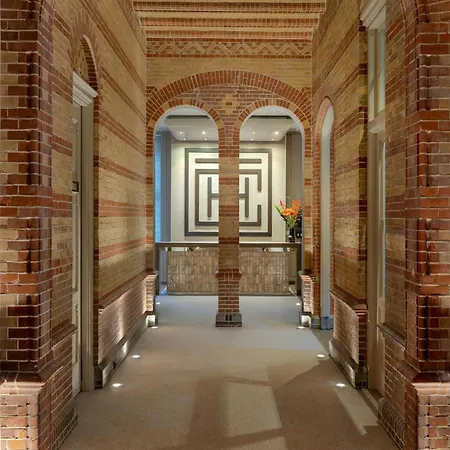 The College Hotel Amsterdam, Autograph Collection-2