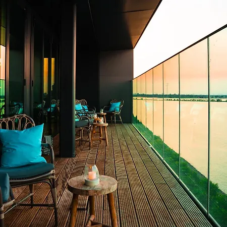 Four Elements Hotel-3
