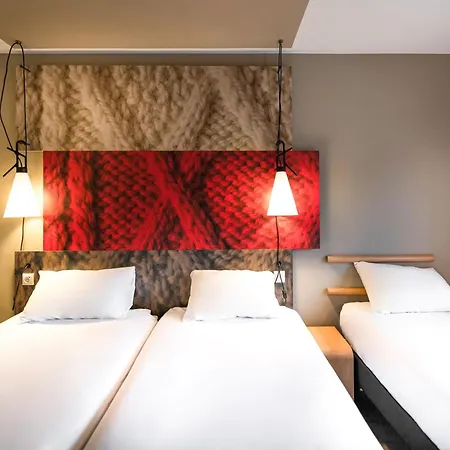 Ibis Amsterdam Centre-3