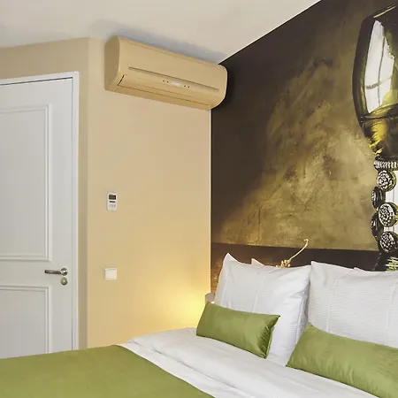 The Muse Amsterdam Hotel-3