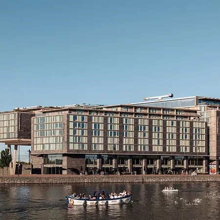 Doubletree By Hilton Amsterdam Centraal Station-3